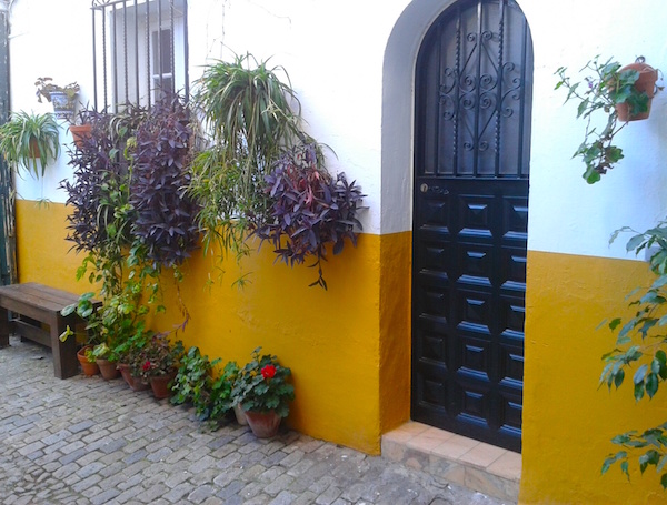 Cachito doorway